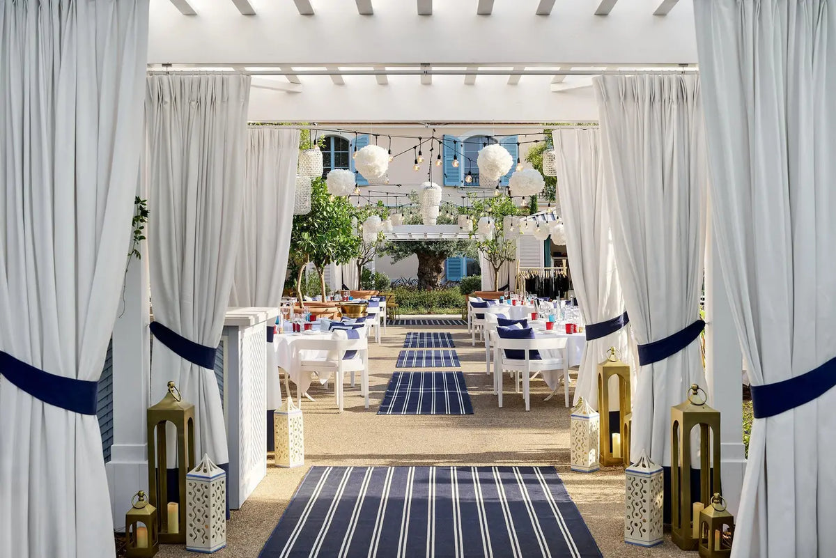 AREV Saint-Tropez - The Strand Al Fresco